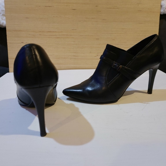 Booties - Picture 5 of 6